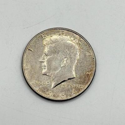 LOT 226: 90% Silver Kennedy Half Dollars US Coins 50 Cent Pieces (25.18g)