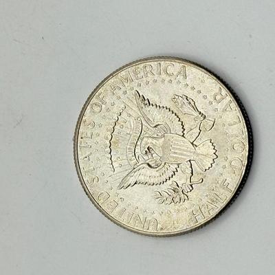 LOT 227C: 90% Silver Kennedy 1/2 Dollars 50 Cent Pieces US Coins (24.95g)