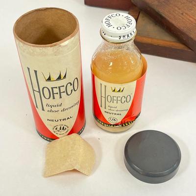 LOT 42: Collection of Vintage Curiosities