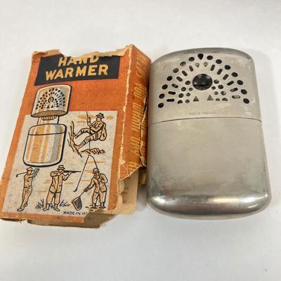 LOT 42: Collection of Vintage Curiosities