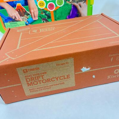 LOT 52: Educational Toys and Games