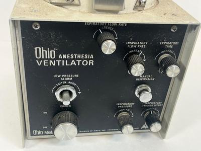 LOT 55: Vintage Medical Equipment - Ventillator and Bed Pan