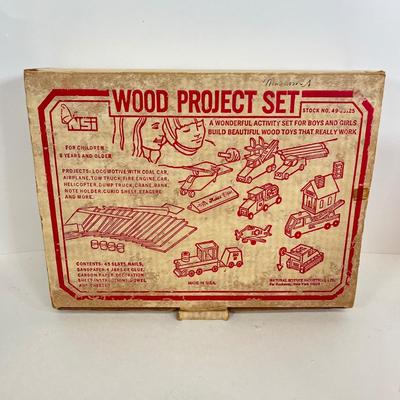 LOT 62: Vintage Toys, Games and Records