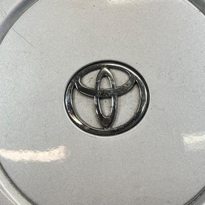 LOT 67: Set of Four Toyota Hub Cups / Wheel Covers - Part # 42621-AA040