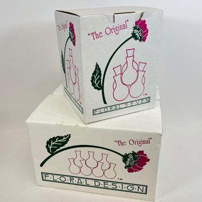 LOT 69: Two-Piece Glass Floral Design Bouquet Builder