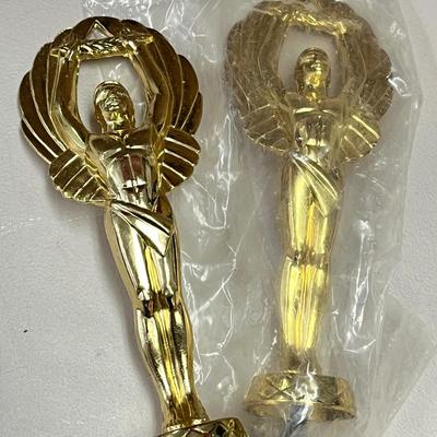 LOT 71: Assorted Trophy Components