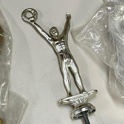 LOT 71: Assorted Trophy Components