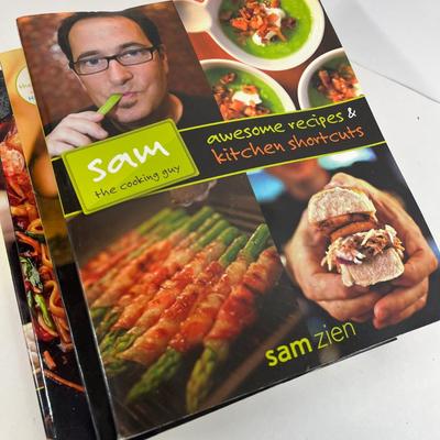 LOT 72: Kitchen Collection - Gadgets and Cookbooks