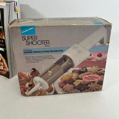 LOT 72: Kitchen Collection - Gadgets and Cookbooks