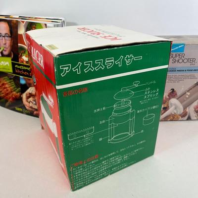 LOT 72: Kitchen Collection - Gadgets and Cookbooks