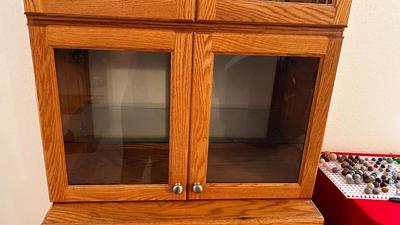 LOVELY 3 PIECE OAK DISPLAY AND STORAGE CABINET THAT OPENS FROM FRONT AND BACK WITH GLASS SHELVES