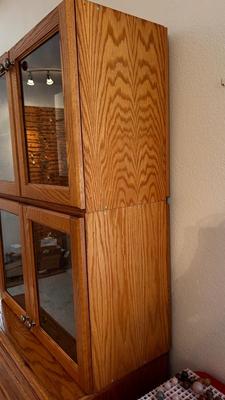 LOVELY 3 PIECE OAK DISPLAY AND STORAGE CABINET THAT OPENS FROM FRONT AND BACK WITH GLASS SHELVES