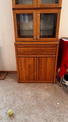 LOVELY 3 PIECE OAK DISPLAY AND STORAGE CABINET THAT OPENS FROM FRONT AND BACK WITH GLASS SHELVES