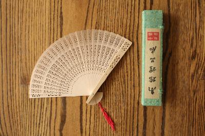 Sale Photo Thumbnail #16: Vintage folding fan with original box