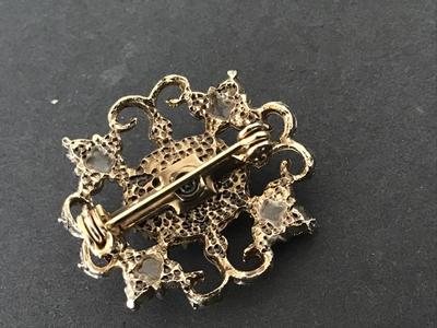 Petite Vintage Brooch