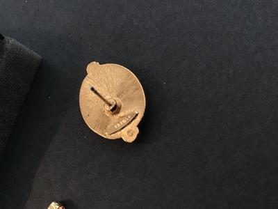 Vintage Avon English Rose Earrings. New