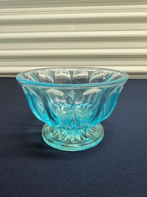 Anchor Hocking Fairfield light blue pressed glass pedestal candy dish