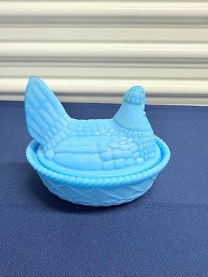 Vintage Westmoreland Hen on Nest Blue Milk Glass Covered Dish