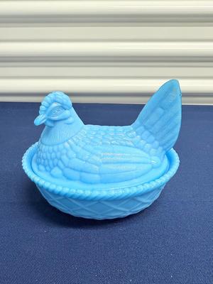 Vintage Westmoreland Hen on Nest Blue Milk Glass Covered Dish
