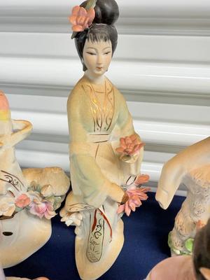 Vintage Chinese porcelain court lady figurines