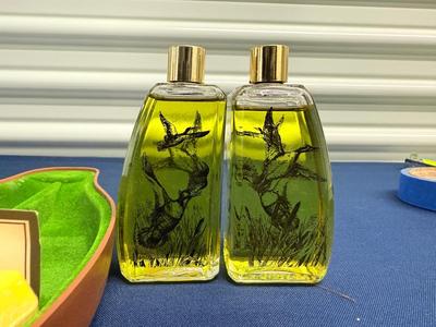 Vintage Avon Wild Country After Shave 3 oz Cologne Duck Decoy Box Set