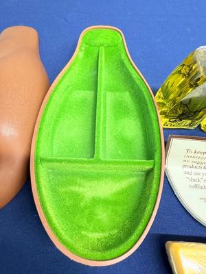 Vintage Avon Wild Country After Shave 3 oz Cologne Duck Decoy Box Set