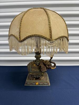 Vintage Resign Elephant lamp