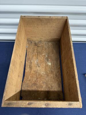 Vintage Calpak Wood fruit box