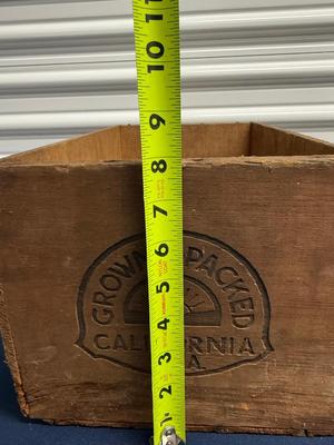 Vintage Calpak Wood fruit box