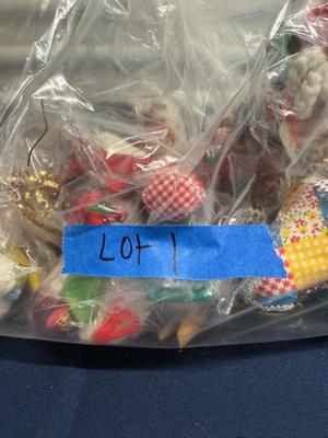 Vintage Holiday ornaments & decorations Lot 1