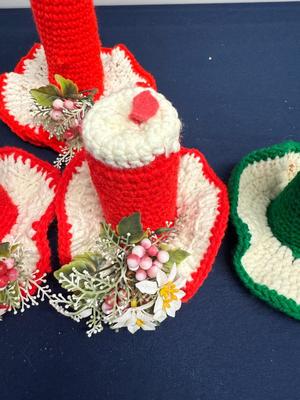 Hand crotchet holiday decor - Box lot