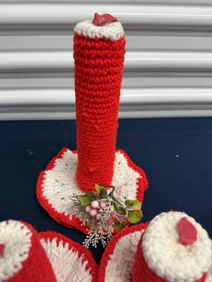 Hand crotchet holiday decor - Box lot