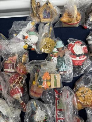 Vintage Christmas ornaments & decorations - Lot 6