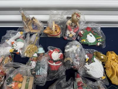 Vintage Christmas ornaments & decorations - Lot 6
