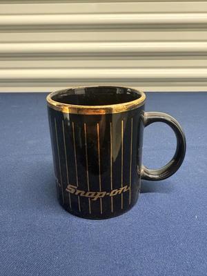 Vintage Gold & Black Snap on Mug