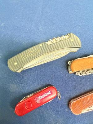 Pocket knife lot