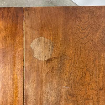 632 Antique Mahogany Drop-Leaf Table With Two Drop Leaf Two Drawers