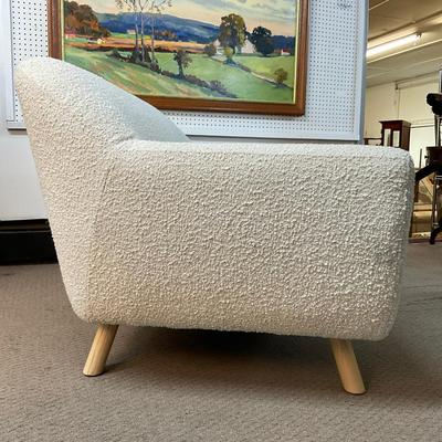 639 Gabriola Ivory Boucle 64" Loveseat