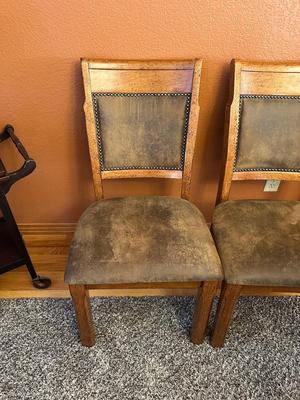 STUNNING MANDARA SOLID WOOD DINING TABLE WITH 10 CHAIRS, EXCELLENT CONDITION!