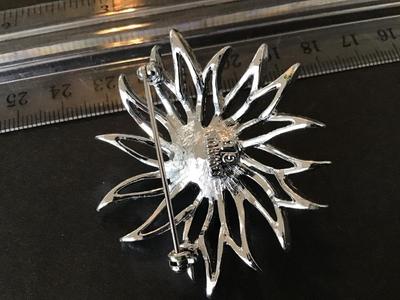 Sarah Coventry Brooch Vintage