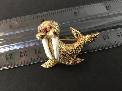 Vintage Walrus Brooch