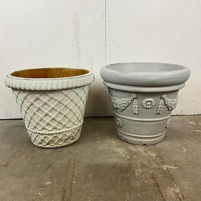 671 Pair Of Composite And Foam Planters