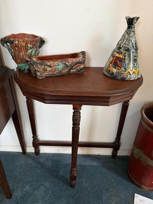 3-Legged accent table