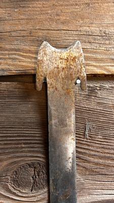 LEFT IS A ANTIQUE HAY KNIFE AND RIGHT ANTIQUE ROOF SLATE TOOL SHINGLE NAIL RIPPER PULLER HAND FORGED IRON CAST TOOL