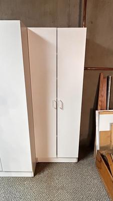 NICE SMALLER WHITE STORAGE CABINET