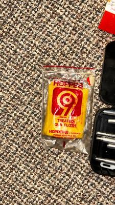 REMINGTON MOISTURE PREVENTIVE CLEANING CLOTH, GOOD CLEANING KIT AND MORE