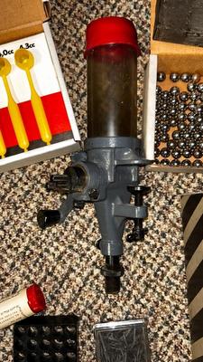 LYMAN NO. 55 BENCH-MOUNT POWDER MEASURE FOR RELOADING AMMUNITION, LEE POWDER MEASURE KIT BOX OF 11mm (7/16”) STEEL BALLS AND MORE