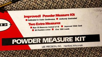 LYMAN NO. 55 BENCH-MOUNT POWDER MEASURE FOR RELOADING AMMUNITION, LEE POWDER MEASURE KIT BOX OF 11mm (7/16”) STEEL BALLS AND MORE