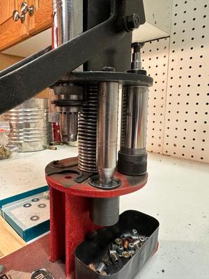 MEC 600 SHOTSHELL RELOADING PRESS AND MORE