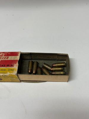 BOX OF 25 AUTO FULL METAL JACKETS, ,PARTIAL BOX OF 32 AUTO, OTHER VARIOUS PISTOL AMMUNITION